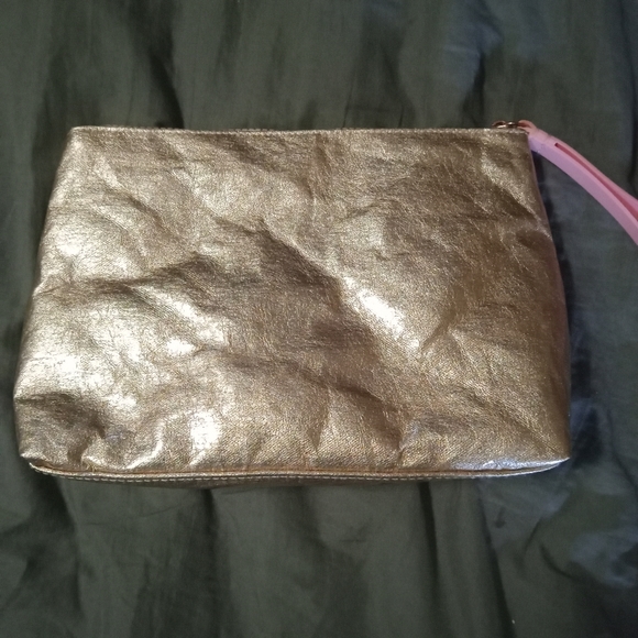 Reserved* Victoria's Secret PINK gold cosmetic bag - Picture 2 of 5